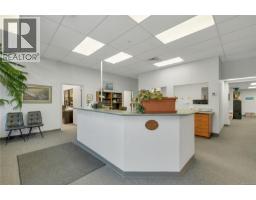 590 11th Ave, Campbell River, BC V9W4G4 Photo 6