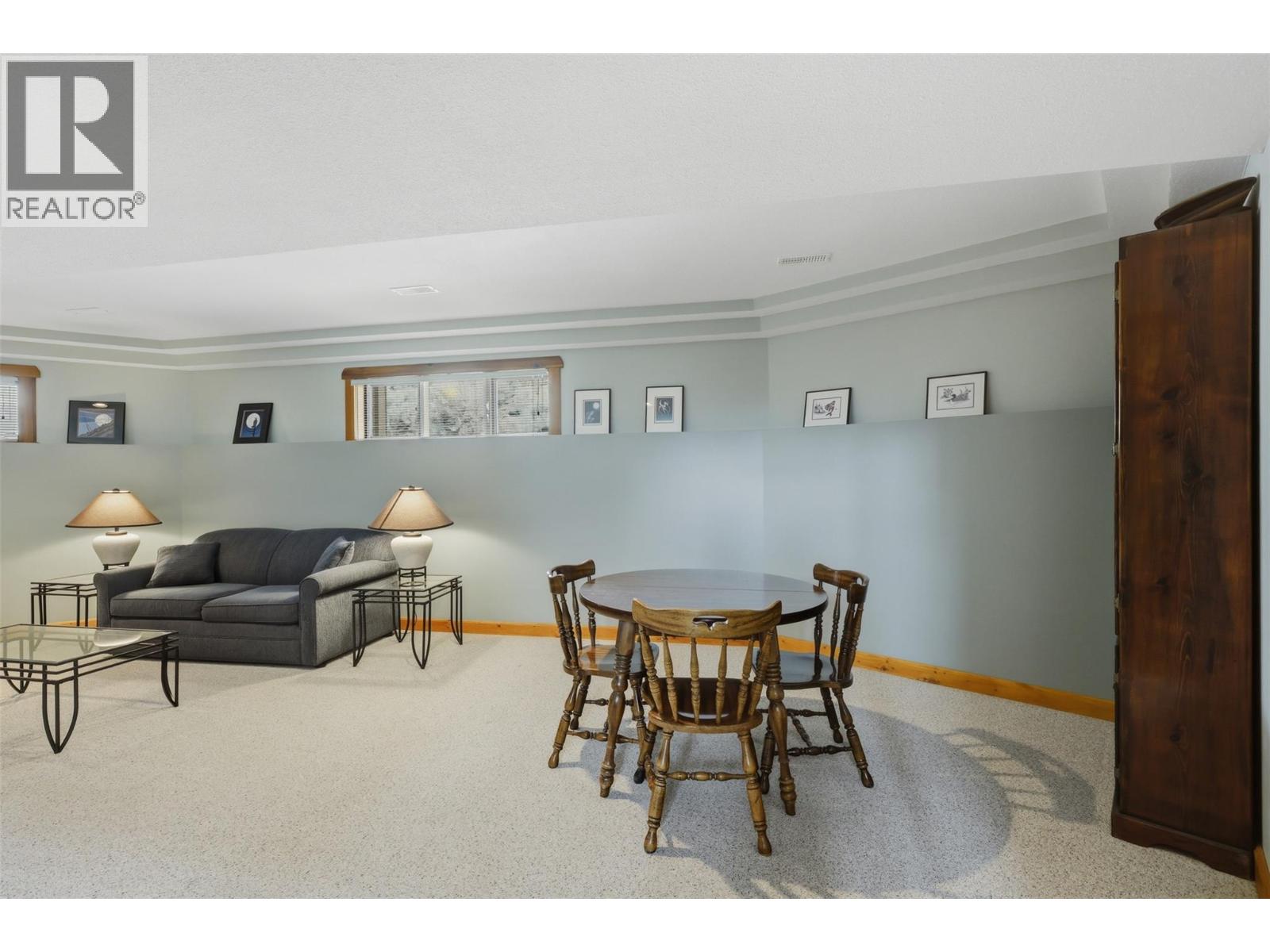 1345 HEUSTIS Drive - Image 45