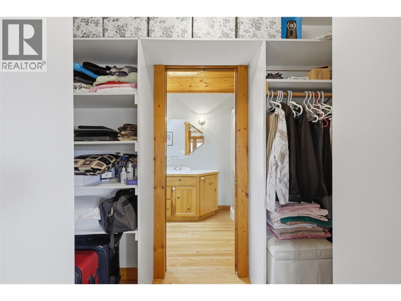 1345 HEUSTIS Drive - Image 32