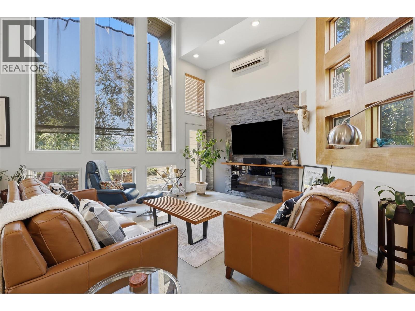 3769 NAVATANEE Drive, Kamloops