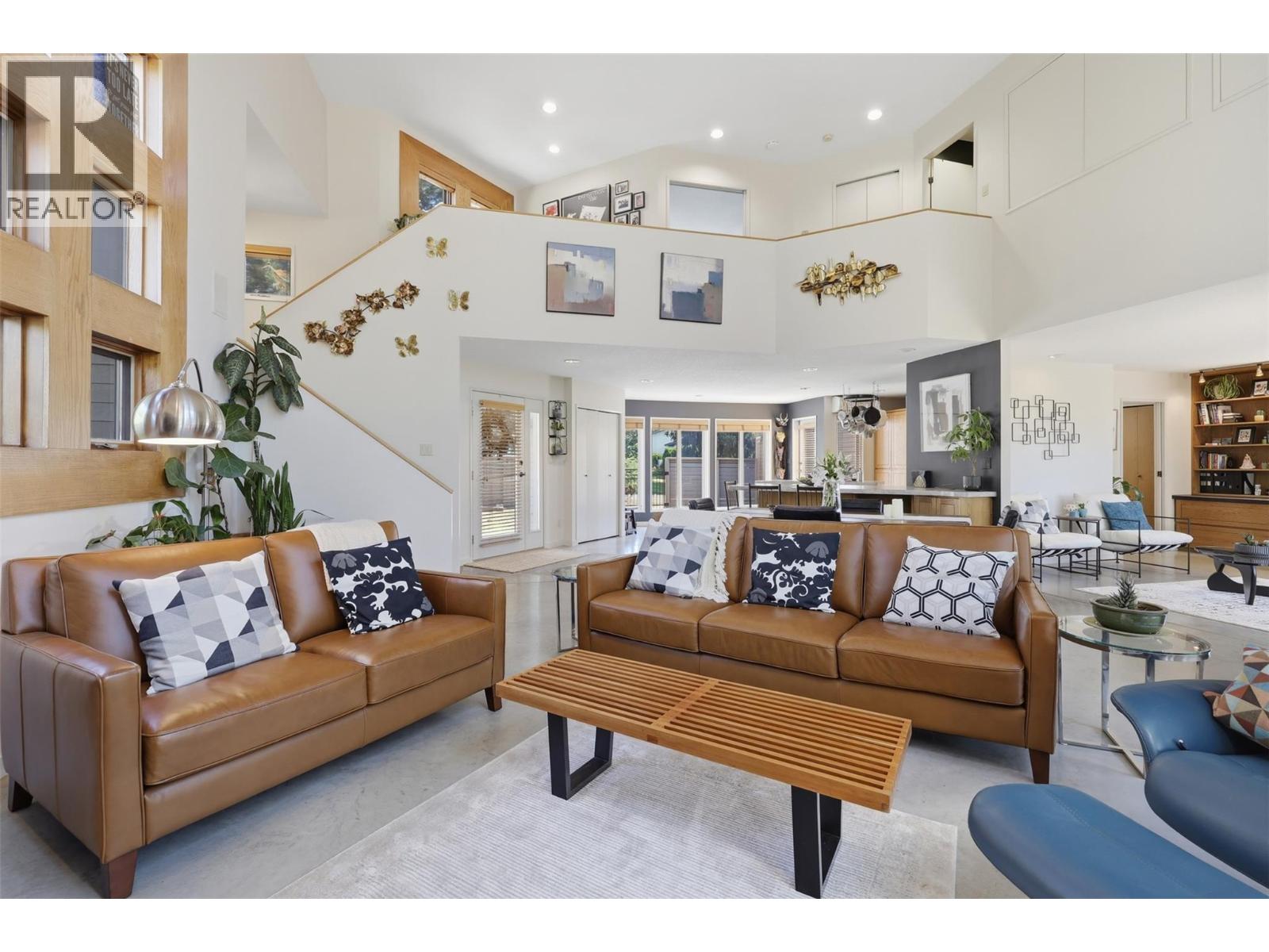 3769 NAVATANEE Drive, Kamloops