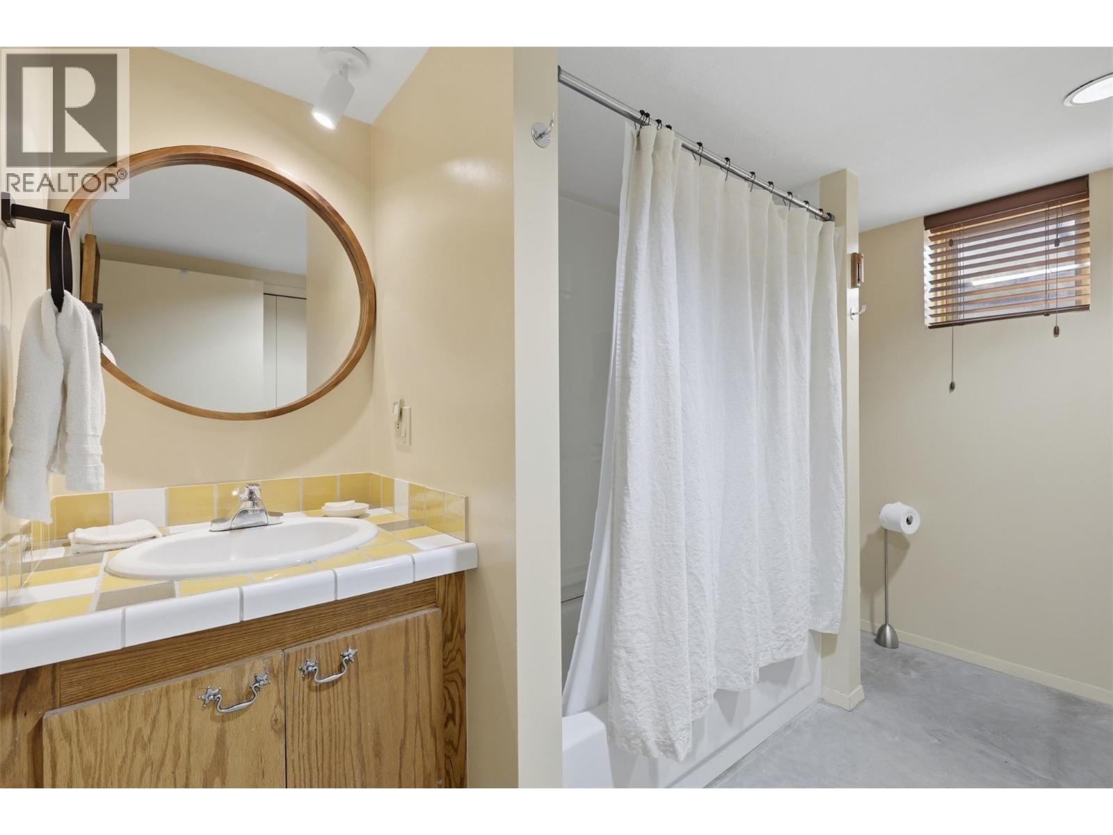 3769 NAVATANEE Drive, Kamloops