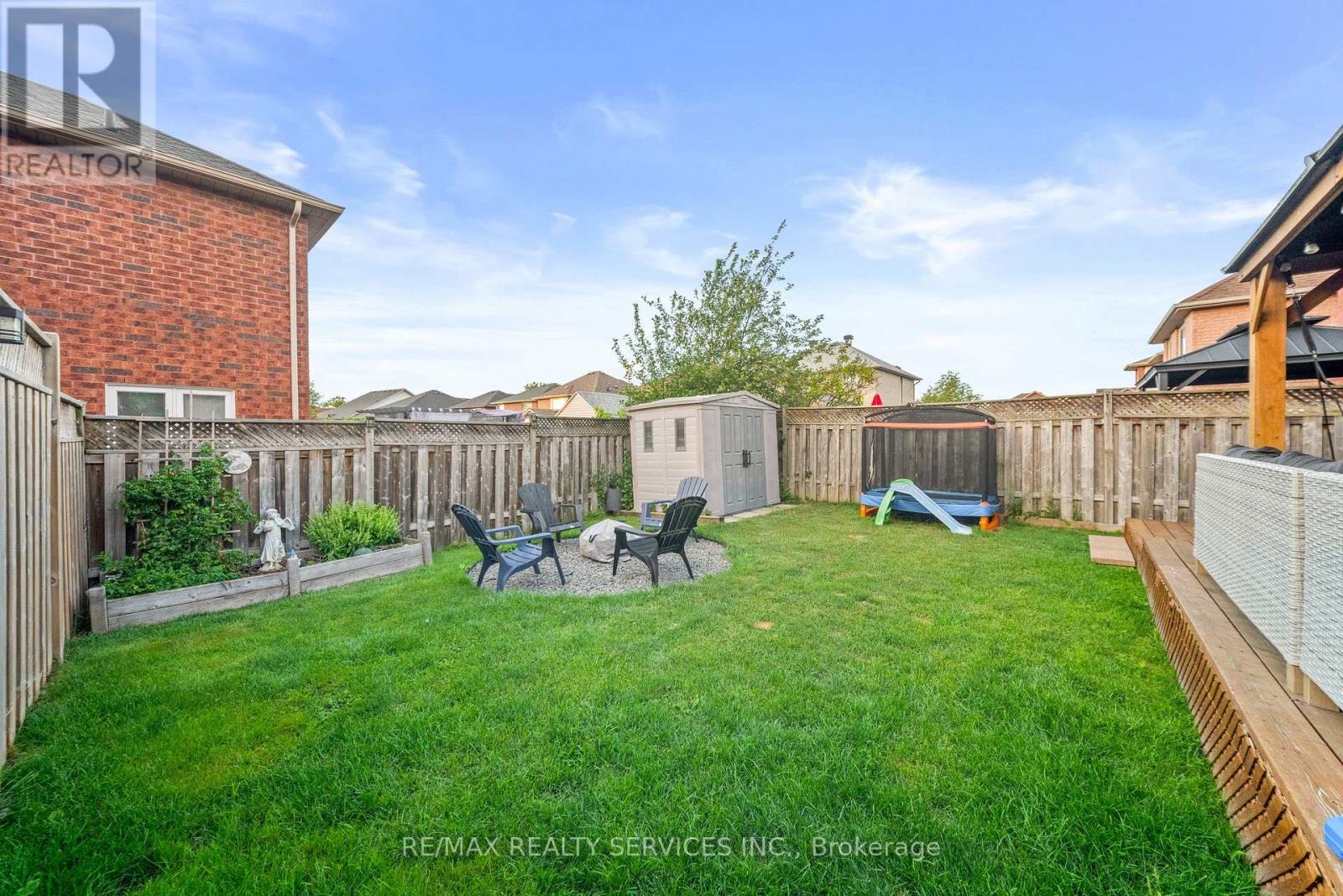 24 WAKELY BOULEVARD - Image 35
