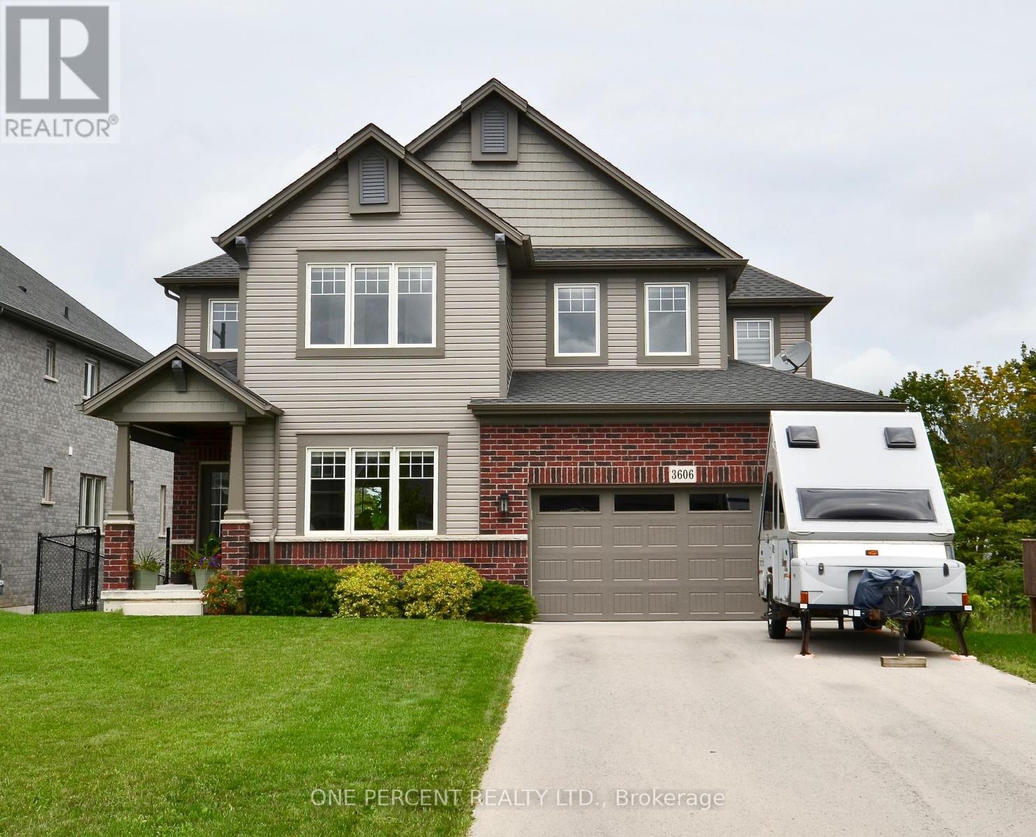 3606 CAROLINIA COURT - 1