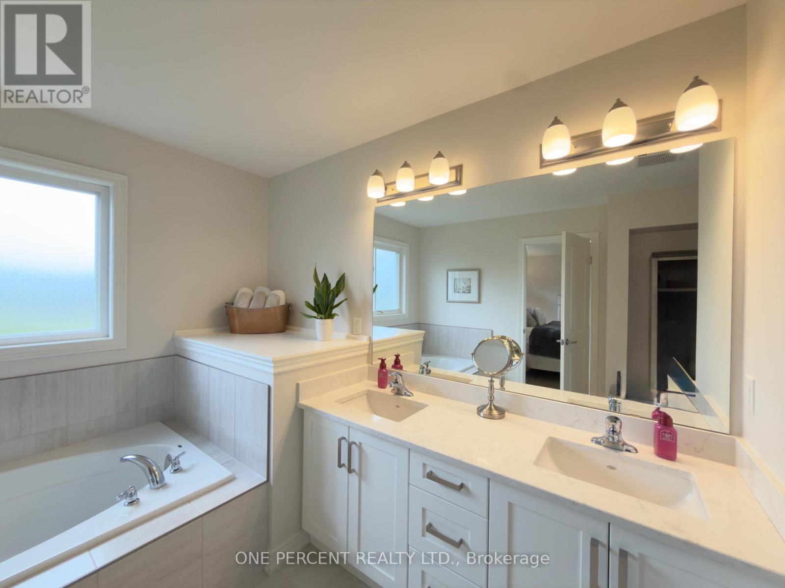 3606 CAROLINIA COURT - Image 14