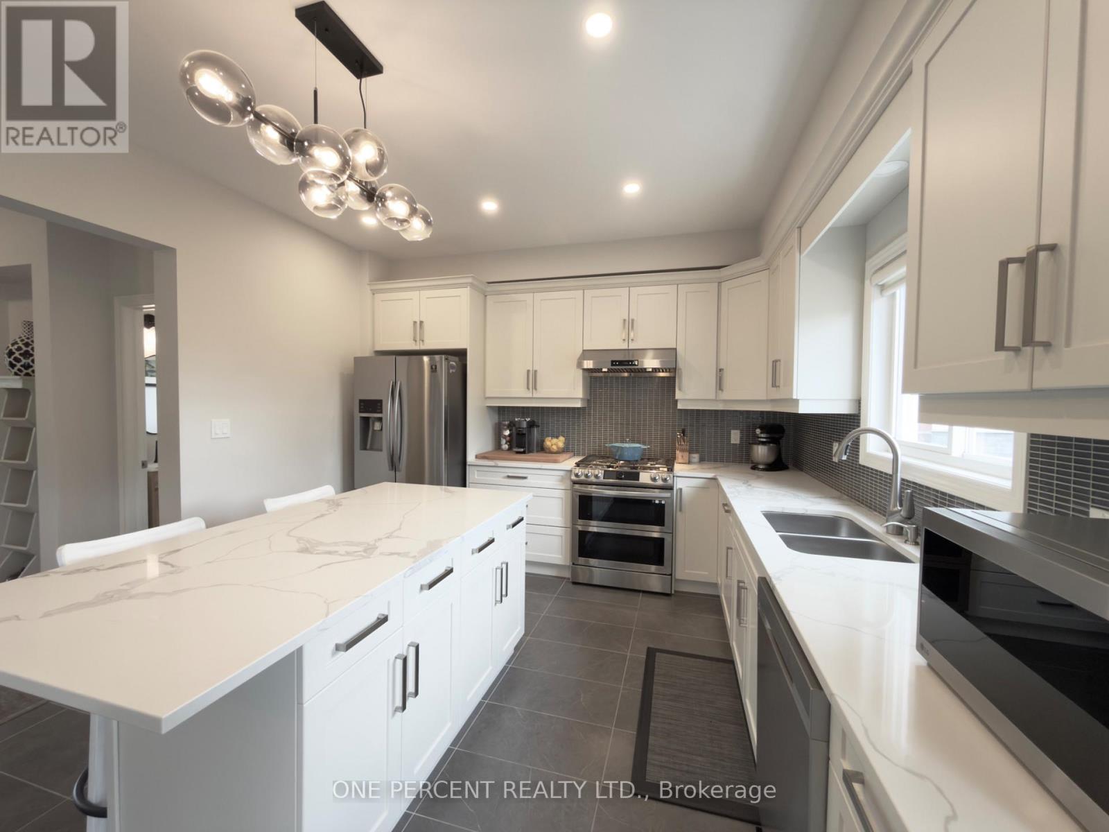 3606 CAROLINIA COURT - 4