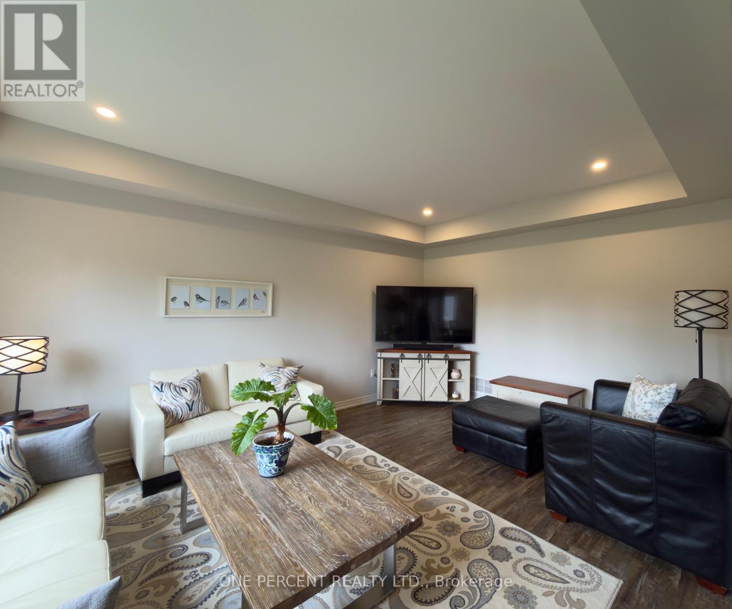 3606 CAROLINIA COURT - Image 8