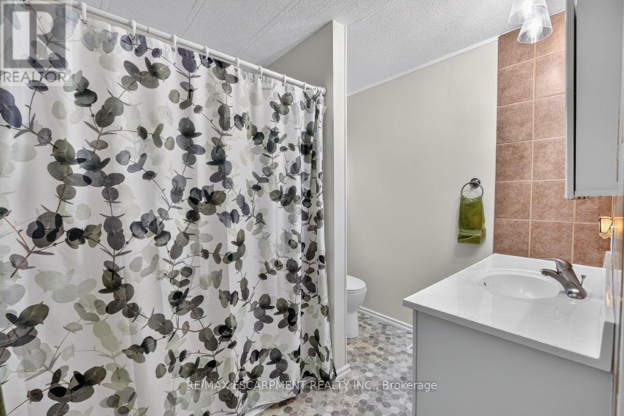 4586 MARY LANE - Image 16