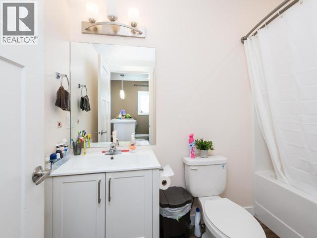116-25 GLEANER AVENUE - 11