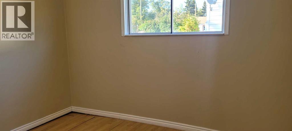 10304 114 Street - Image 15