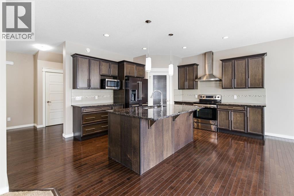 Listing photo – 205 Van Slyke Way, Red Deer