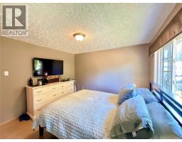 4069 Nimpkish Cres, Woss, BC V0N3P0 Photo 11