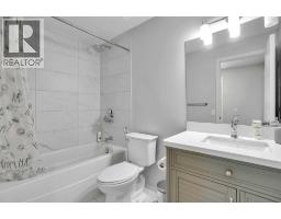36 Coach Manor Rise Sw, Calgary, AB T3H1C4 Photo 19