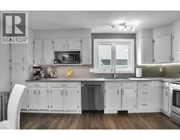 Recreational, Games room - 36 Coach Manor Rise Sw, Calgary, AB T3H1C4 Photo 14