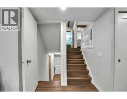 36 Coach Manor Rise Sw, Calgary, AB T3H1C4 Photo 26
