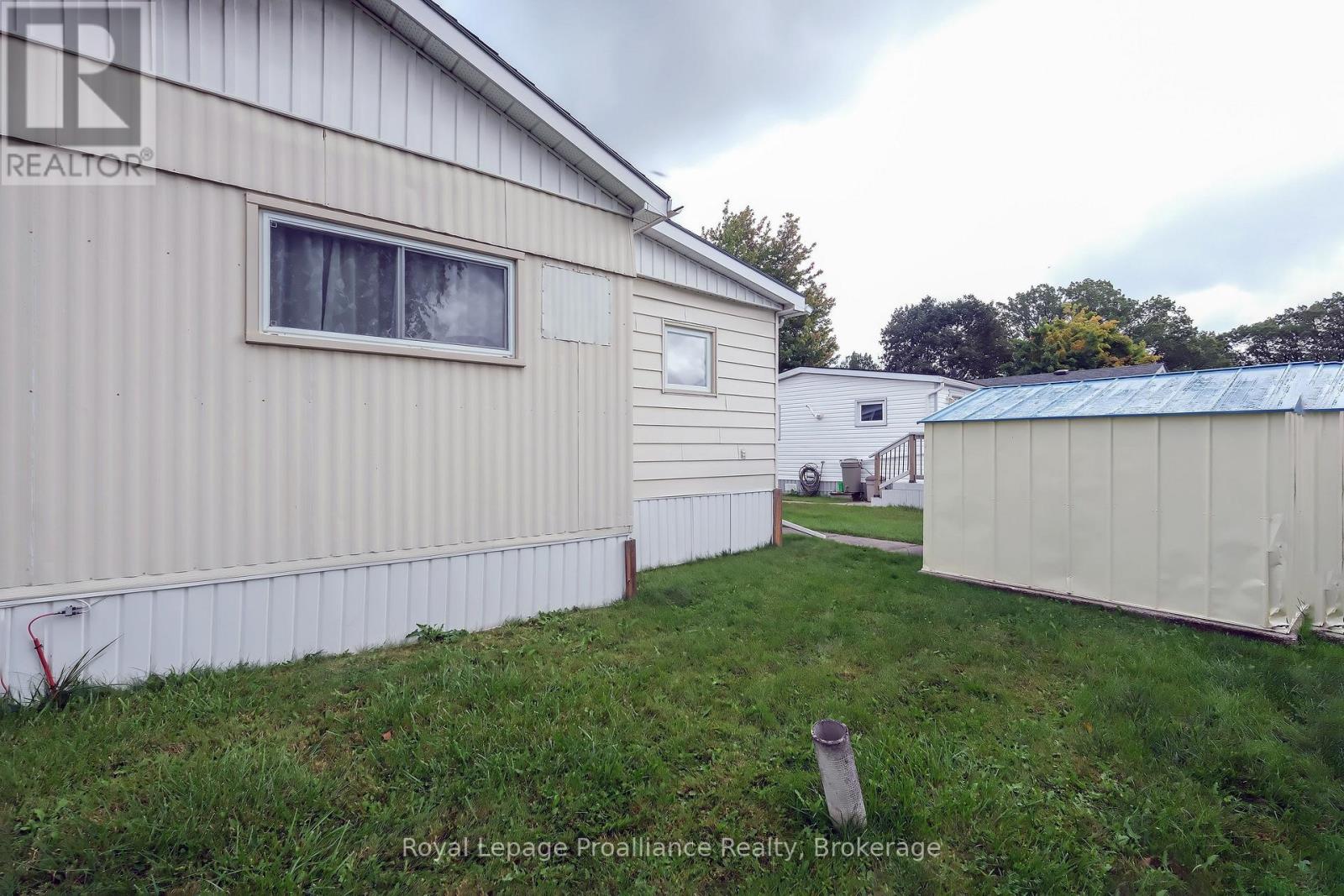 8 JUNIPER LANE - 34