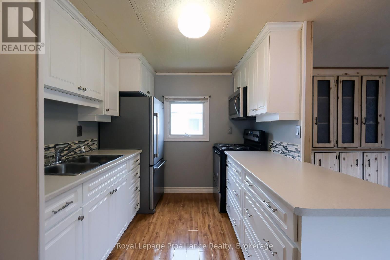 8 JUNIPER LANE - Image 6