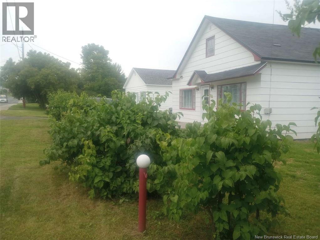 371 Goderich Street - Image 14