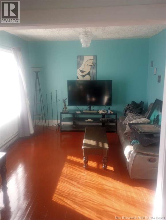 371 Goderich Street - 39