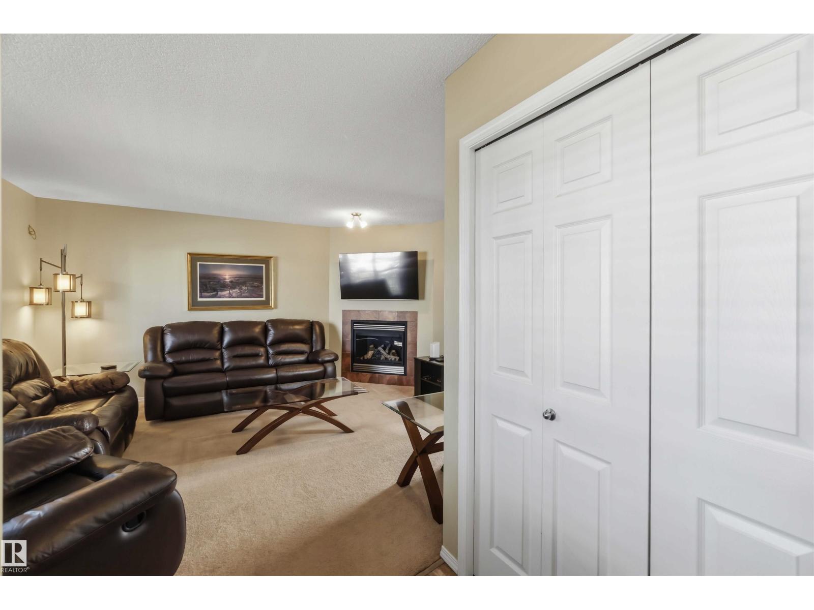 2305 28 Av NW photo 5 — MLS® E4505490