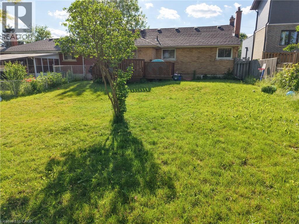 245 EIGHTH Avenue - 32