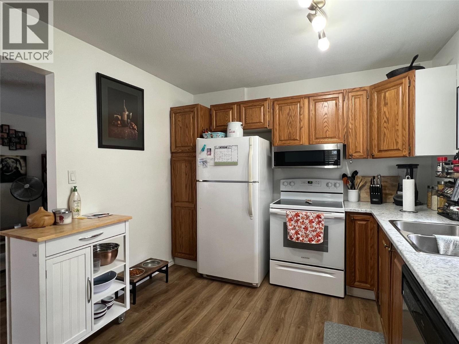 3503 35 Street - 13