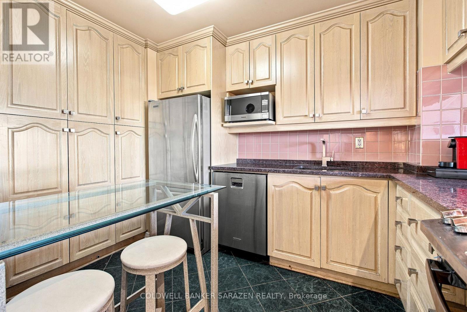 #2706 500 LAURIER AVENUE W - Image 18