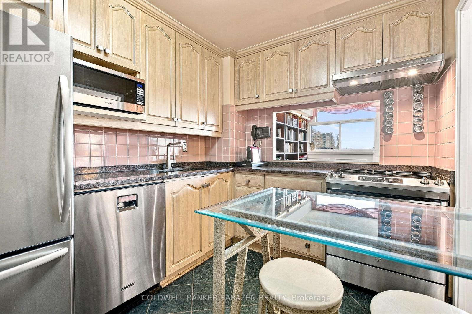 #2706 500 LAURIER AVENUE W - 20