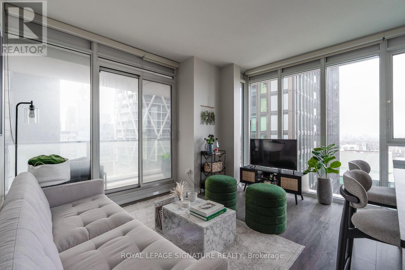 Photo of 426 University Avenue