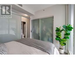 2503 - 426 University Avenue, Toronto, ON M5G1S9 Photo 10