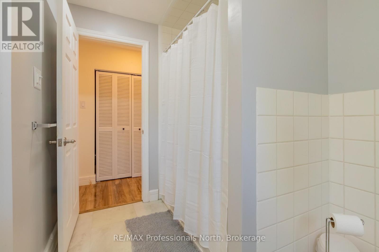 2831 60 HIGHWAY - Image 34