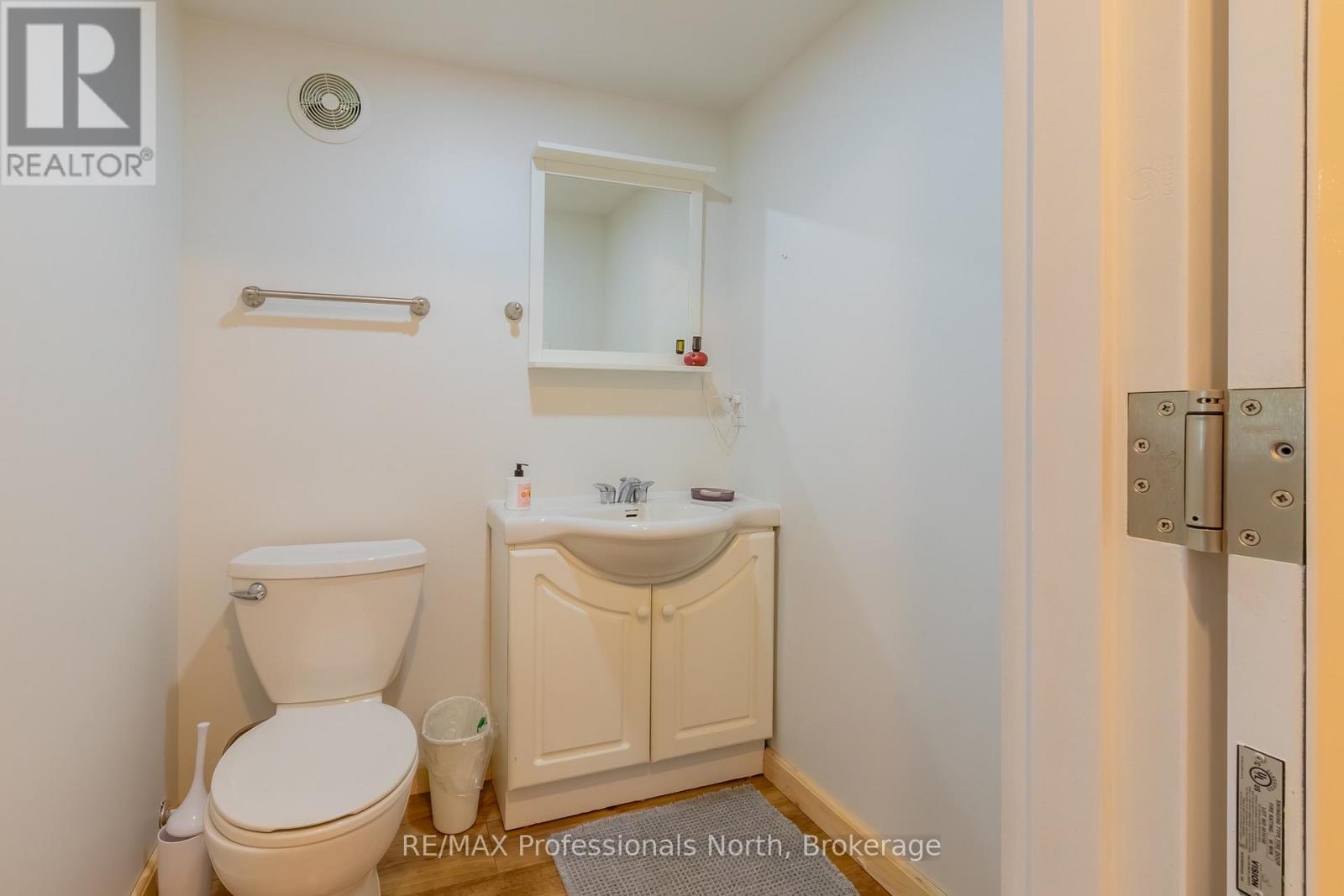 2831 60 HIGHWAY - Image 39