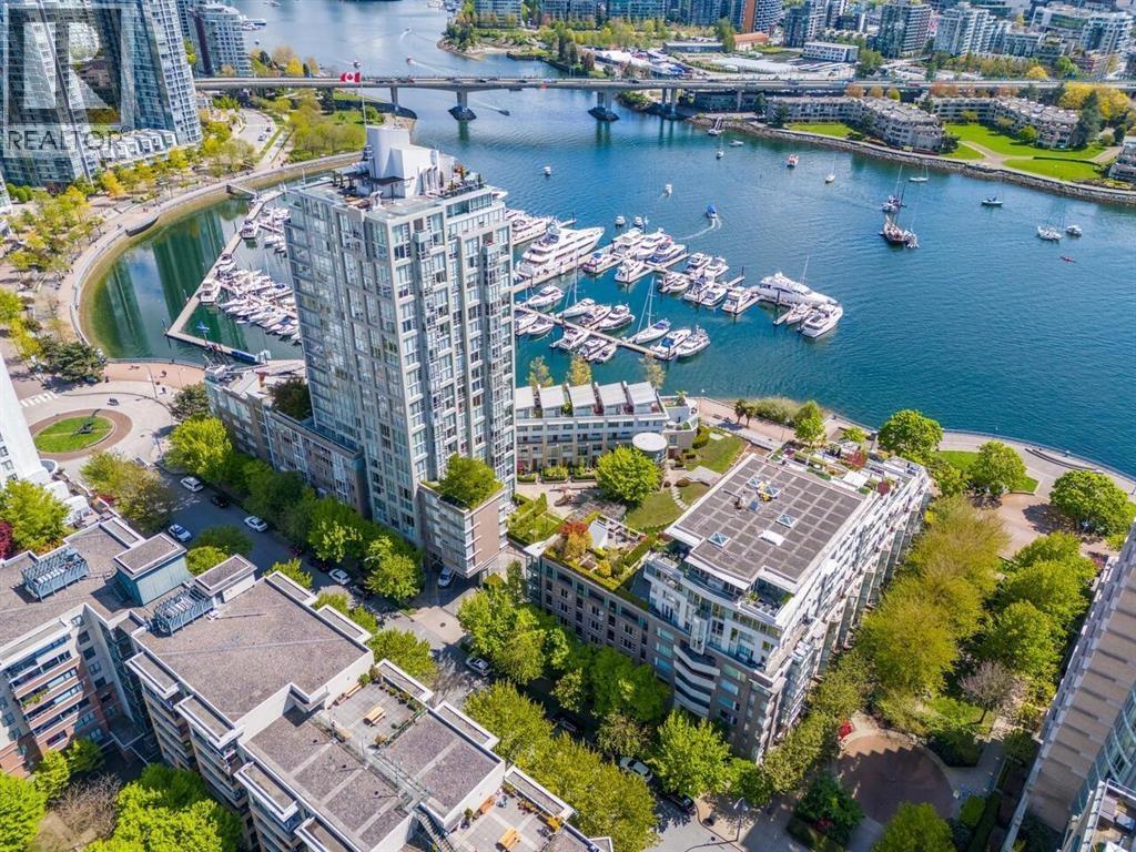 608 1228 MARINASIDE CRESCENT STREET