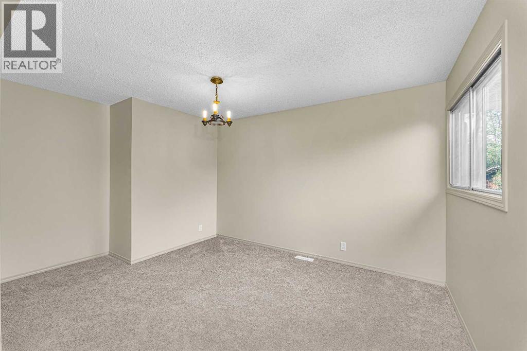 Listing photo – 6 Woodland Close, Sylvan Lake