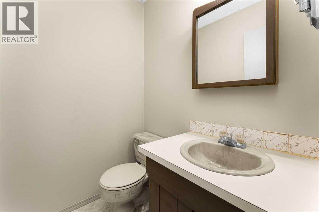 Listing photo – 6 Woodland Close, Sylvan Lake