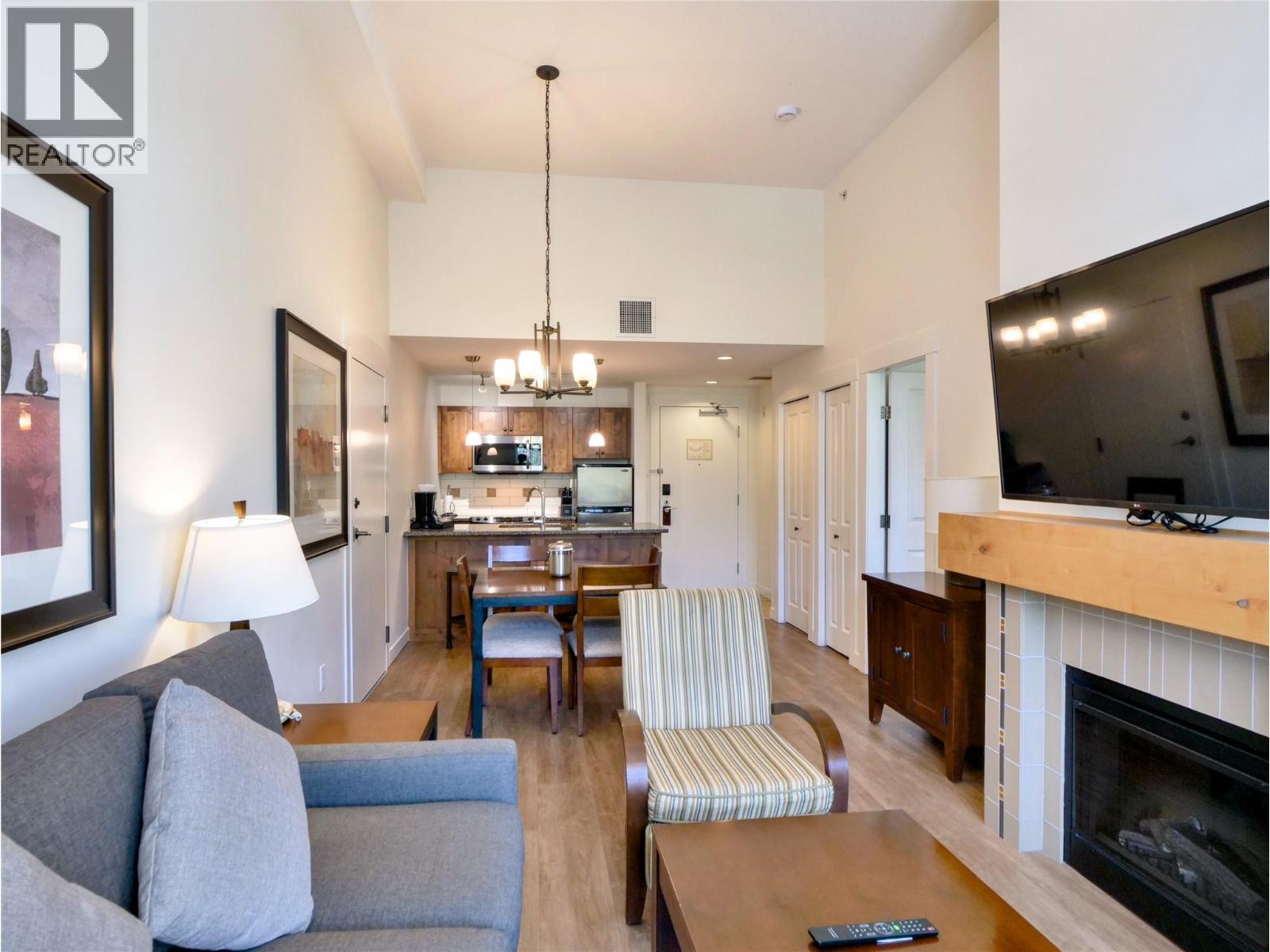 #334 4200 LAKESHORE Drive - 8