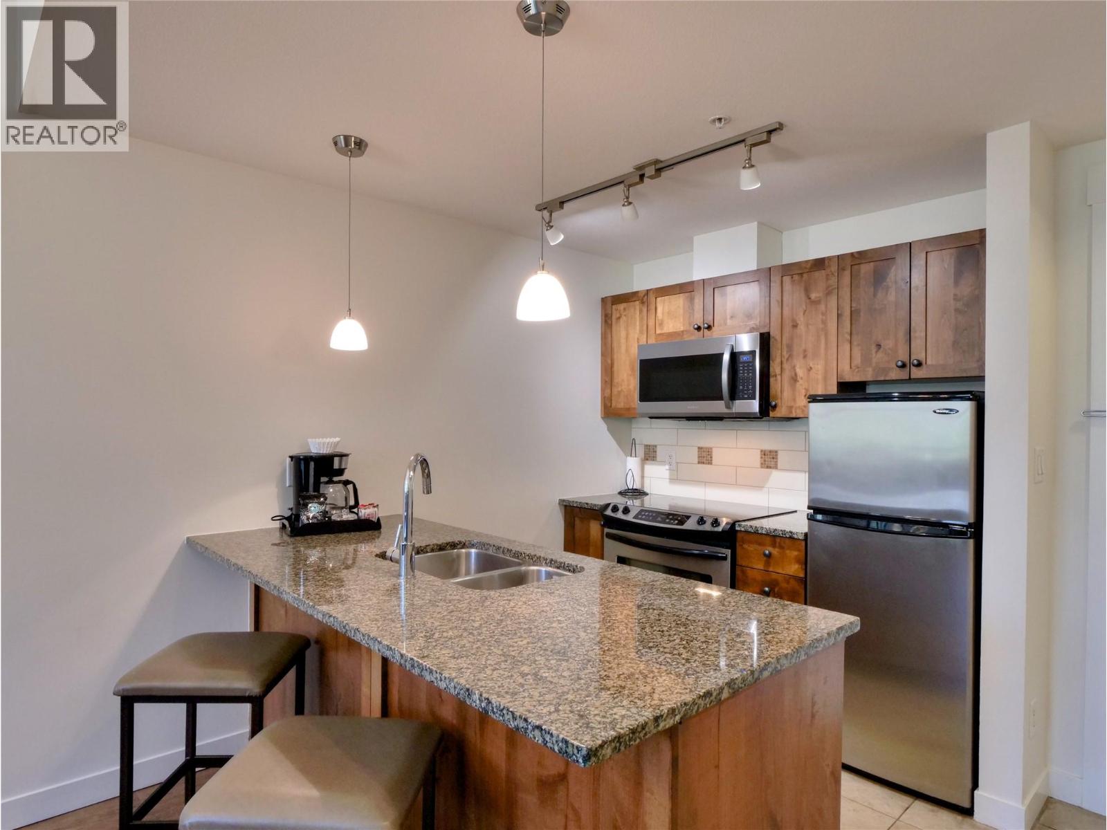 #334 4200 LAKESHORE Drive - 15