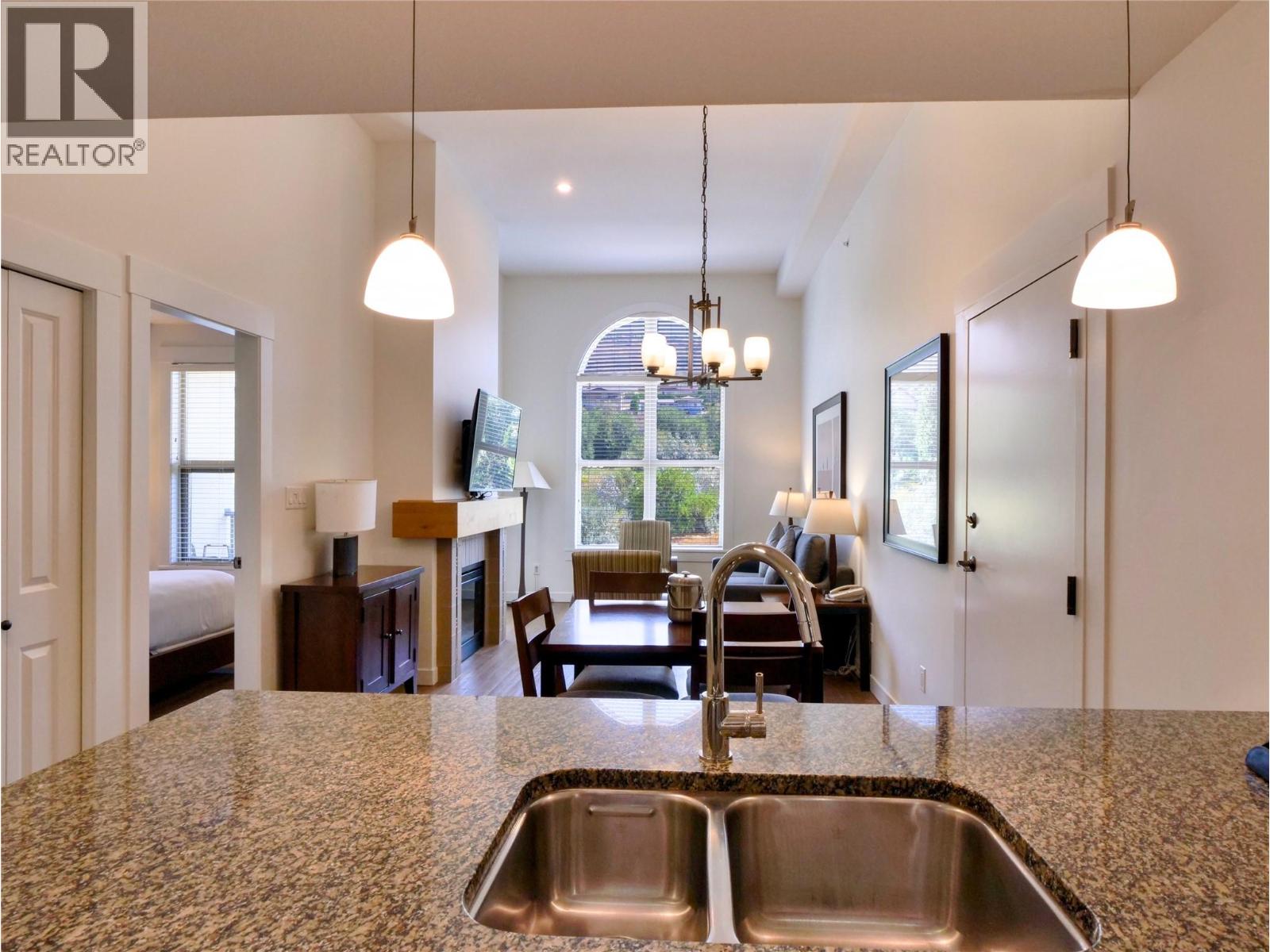 #334 4200 LAKESHORE Drive - 13
