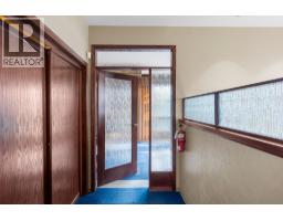 218a Broadway Street W, Nakusp, BC V0G1R0 Photo 21
