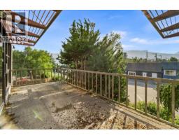 218a Broadway Street W, Nakusp, BC V0G1R0 Photo 25