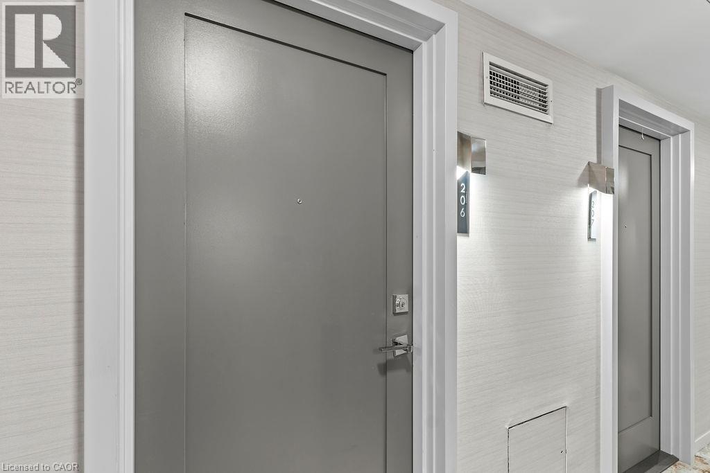 #206 57 ST JOSEPH Street - 12