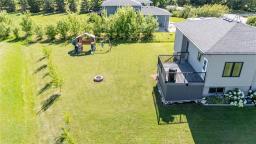 450 George Street, East Selkirk, MB R0E0M0 Photo 32