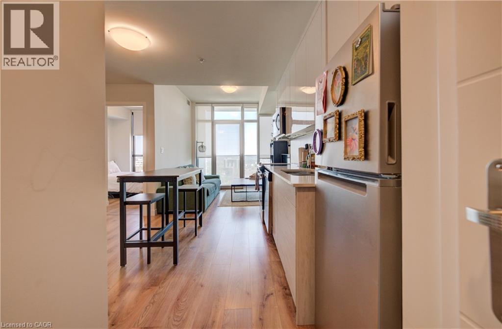 #2004 60 FREDERICK Street - 5
