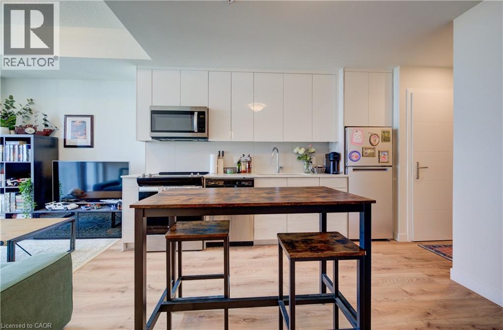 #2004 60 FREDERICK Street - Image 8