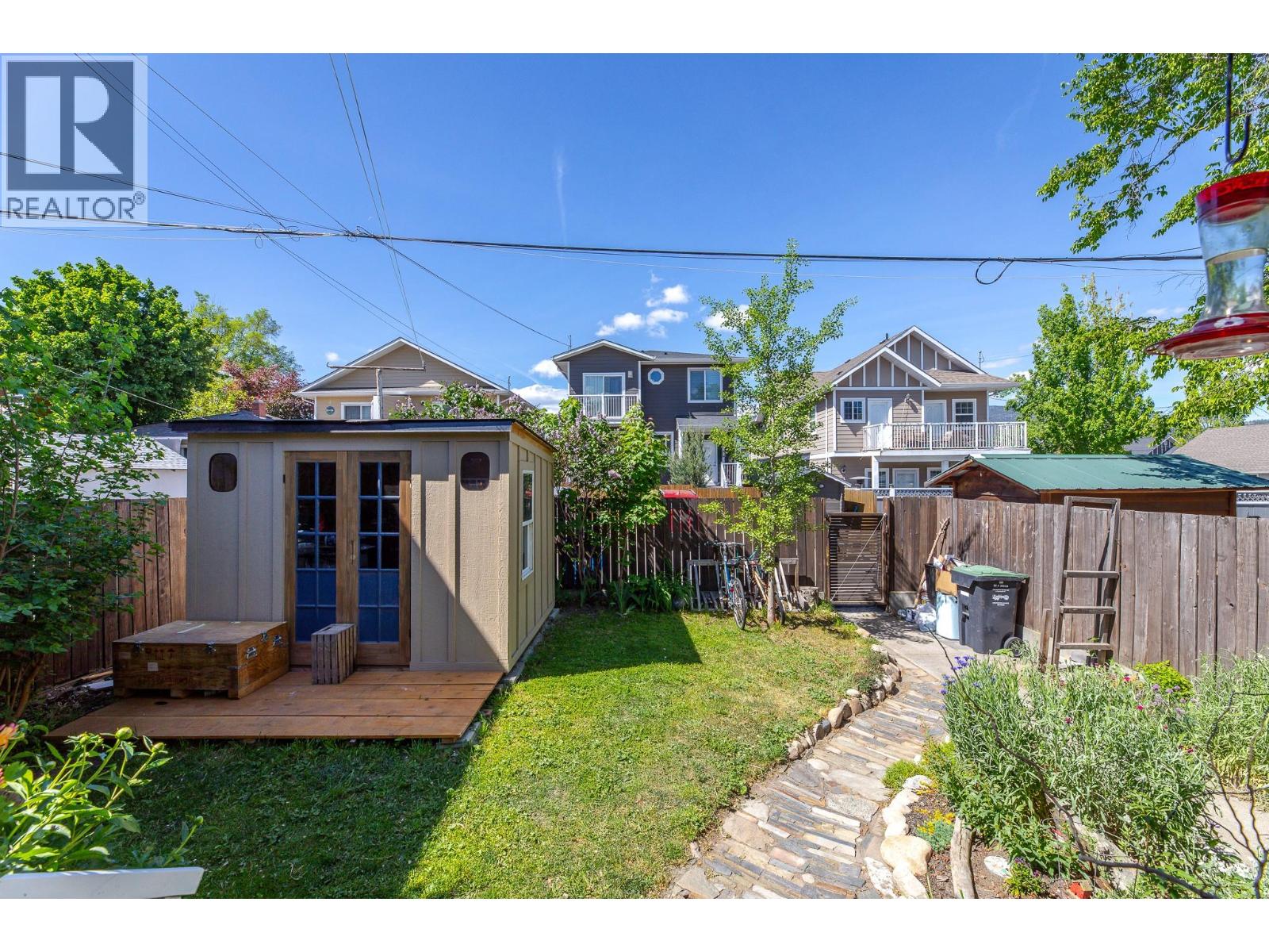 509 Papineau Street - 32