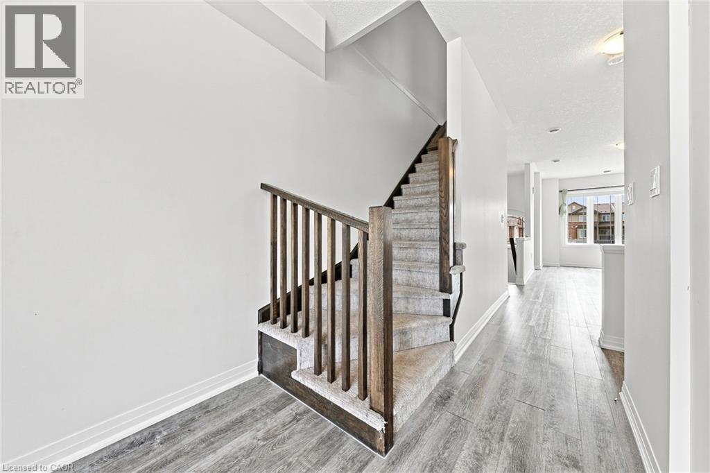 94 LAGUNA VILLAGE Crescent - 12
