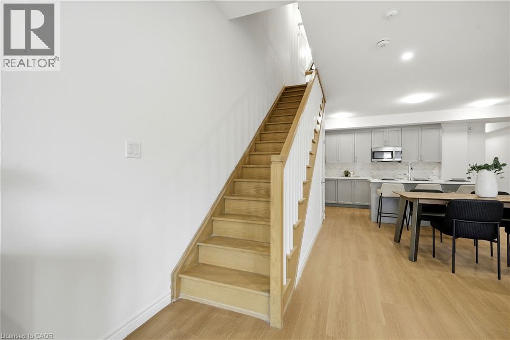 #12 2 SLESSOR Boulevard - Image 17