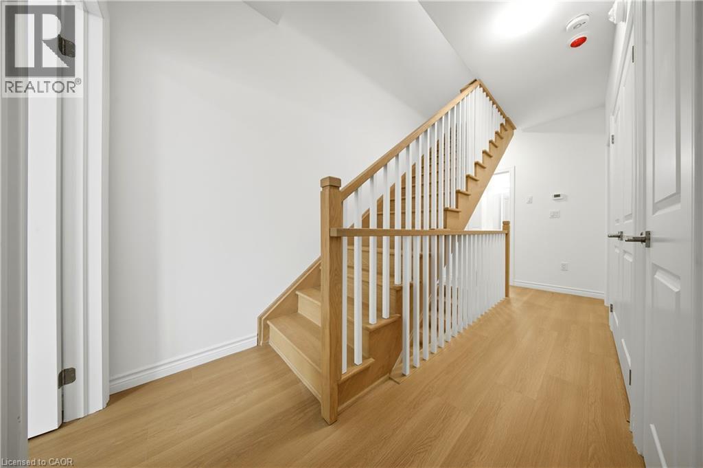 #12 2 SLESSOR Boulevard - Image 28
