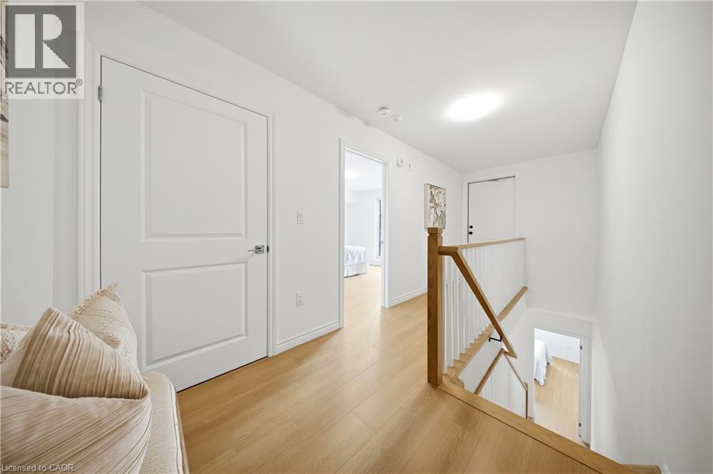 #12 2 SLESSOR Boulevard - Image 30