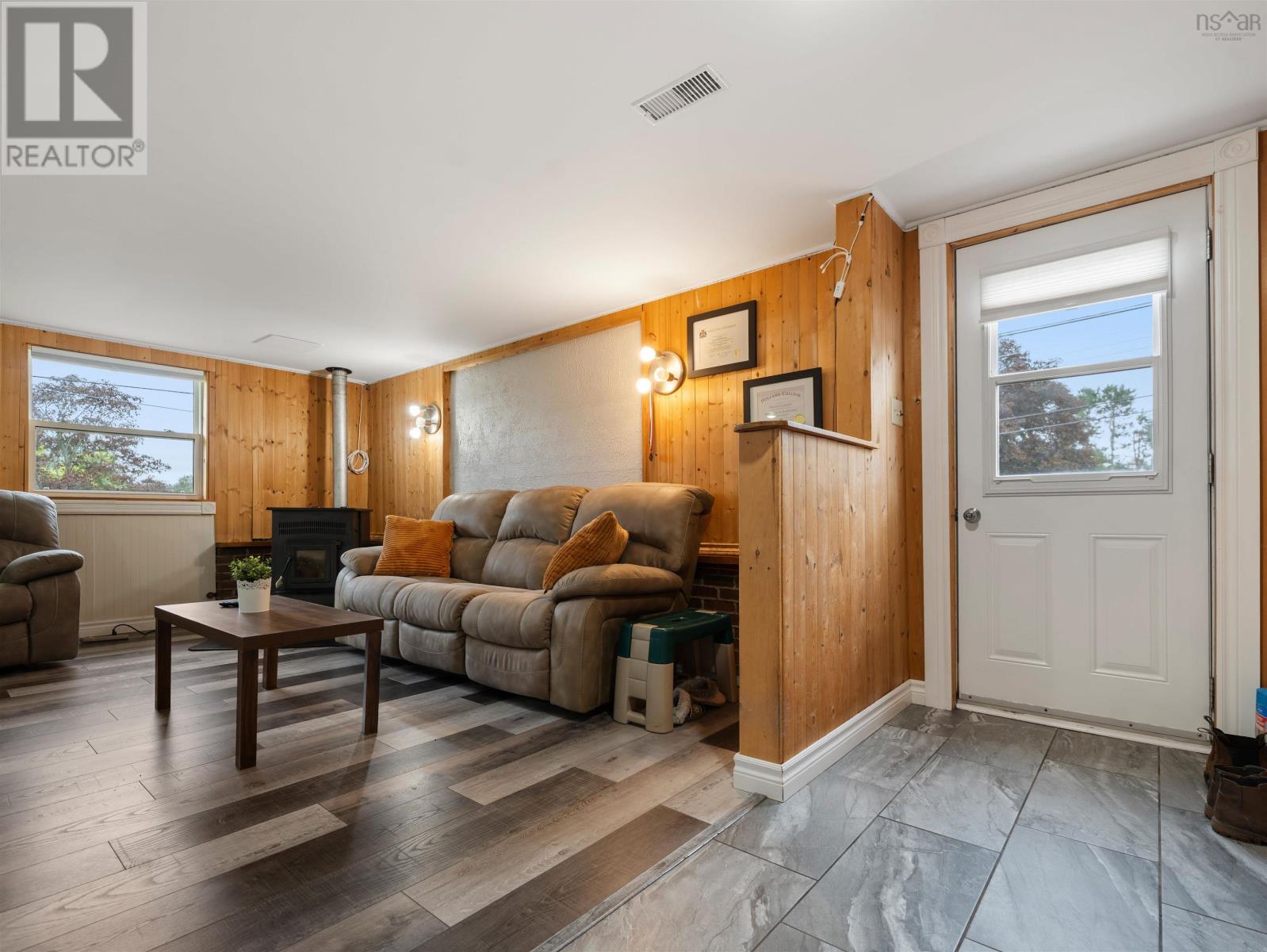 Property 26 of 31 of 193 Willow Avenue